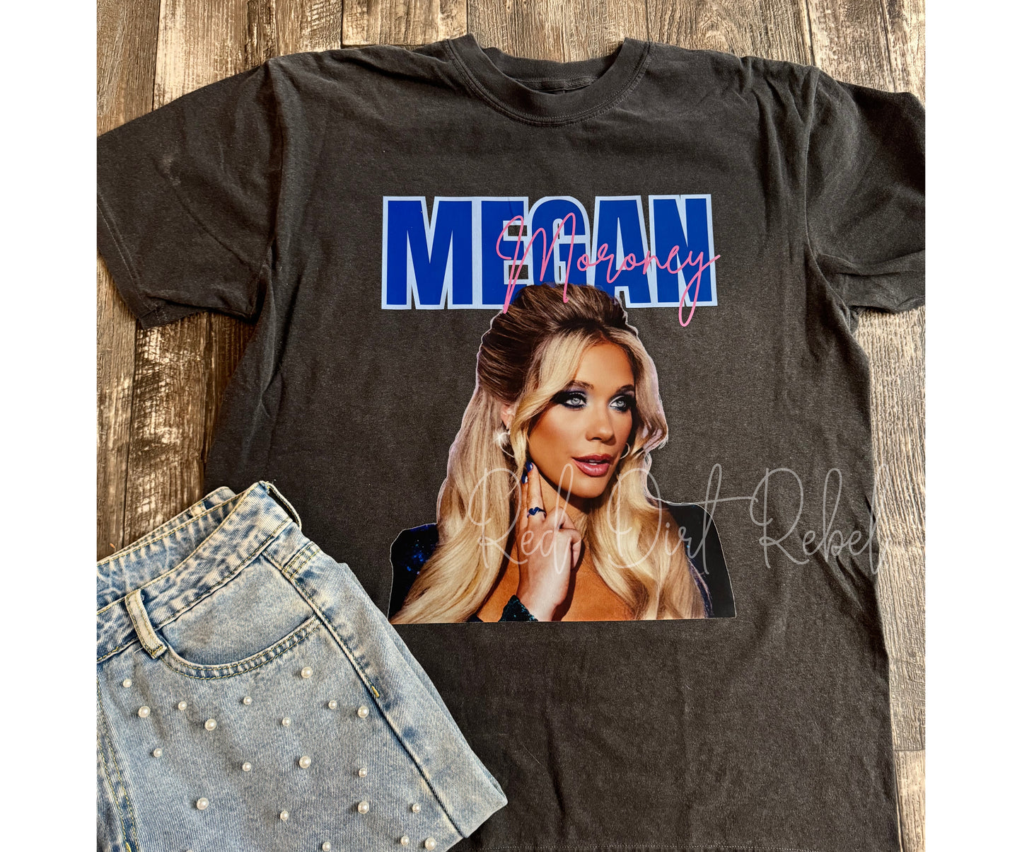 Megan Moroneyy Graphic band T
